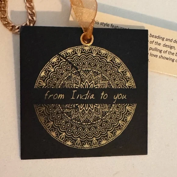 Viral Beaded Leopard Detail With Bee’s Embellishment Chain Crossbody Bag NWT - Picture 4 of 11